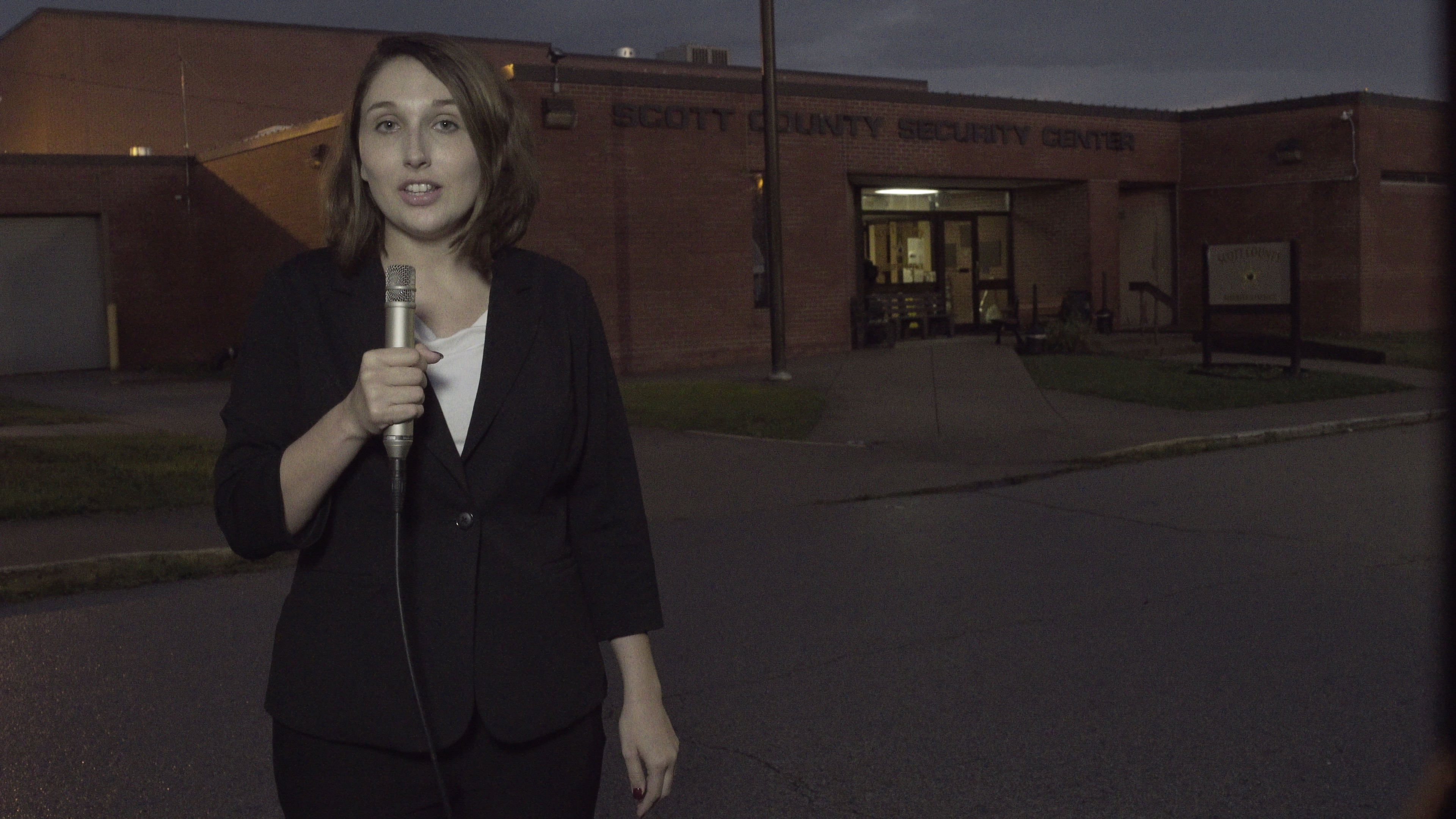 Hannah as reporter